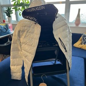 SOLD———Calvin Klein white puffer jacket